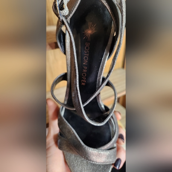6 1/2 Boston proper heels - Picture 2 of 3